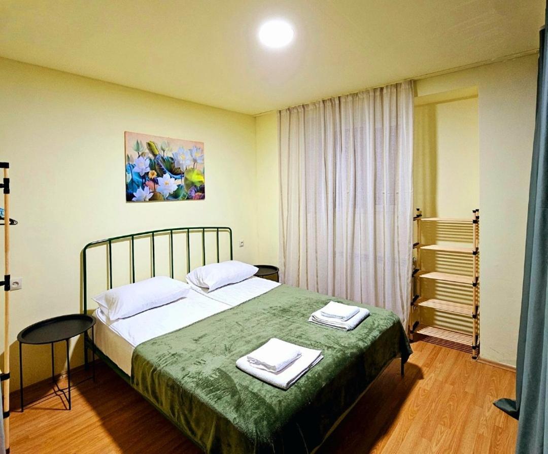 Apartment In The Old District Tbilisi ภายนอก รูปภาพ