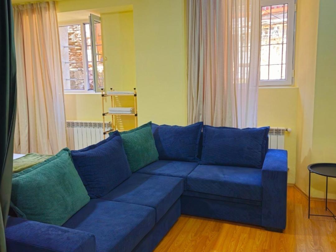 Apartment In The Old District Tbilisi ภายนอก รูปภาพ